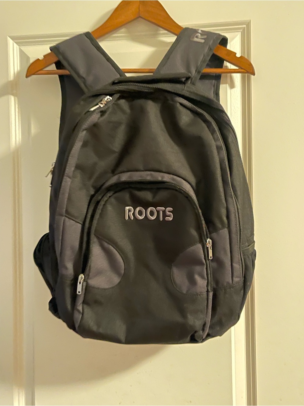 Roots Kids Men's Black & Gray Backpack